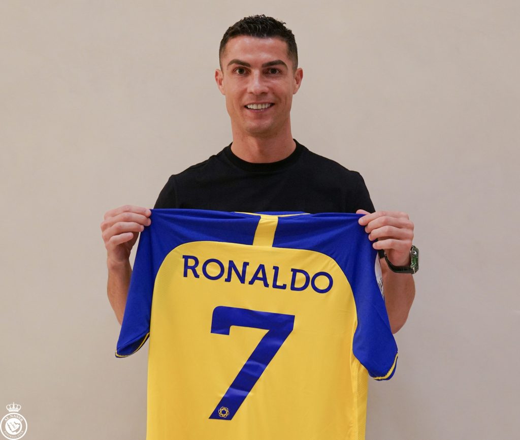 ronaldo jersey dubai